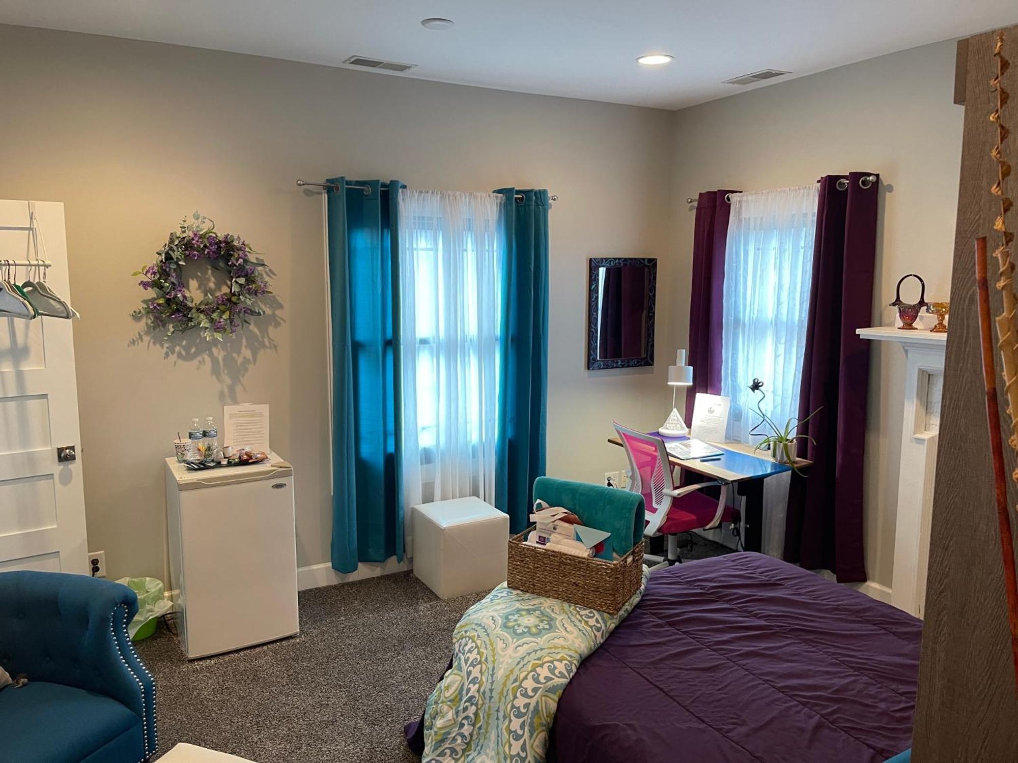 Vip Suites For Business Women, Nurses, College Moms Traveling To Indianapolis Exterior photo