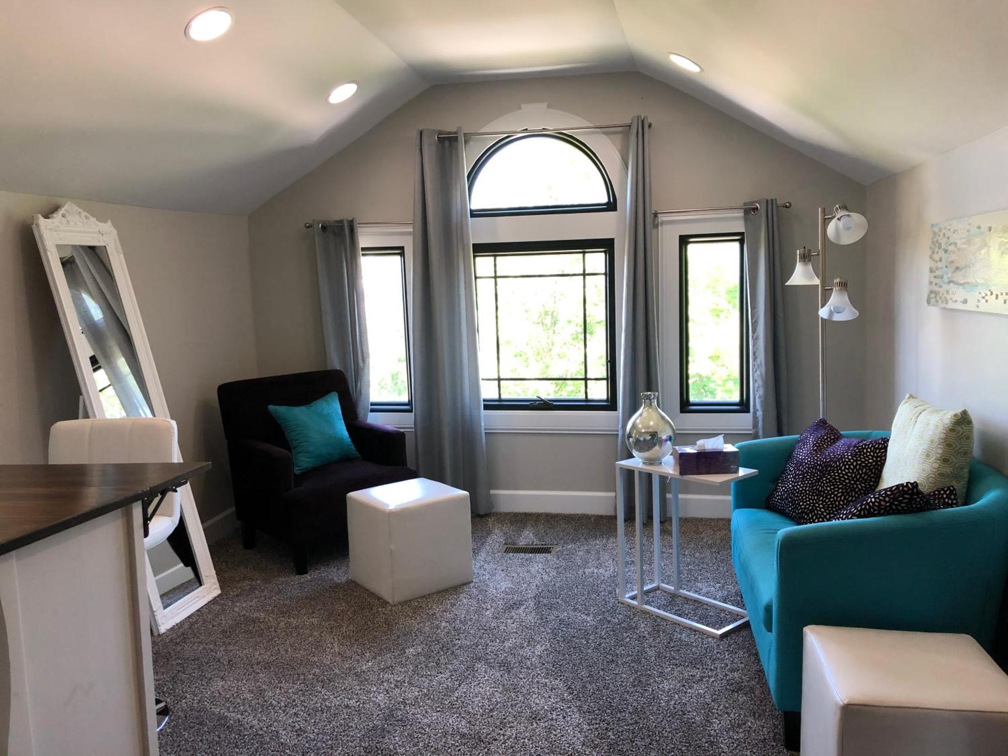 Vip Suites For Business Women, Nurses, College Moms Traveling To Indianapolis Exterior photo